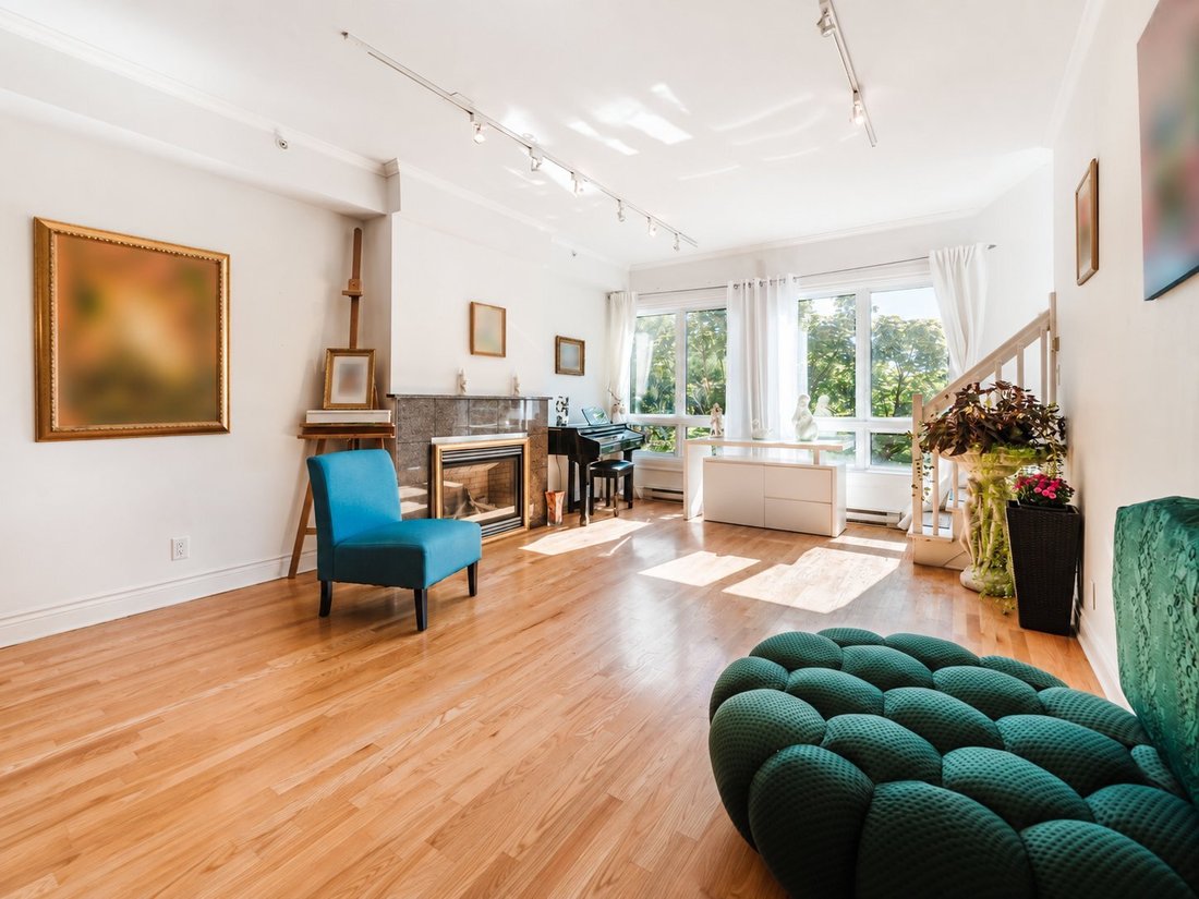 Apartment in Montréal, Quebec, Canada 4 - 19007399
