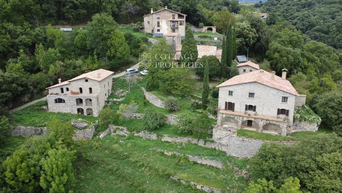 Finca in la Vall de Bianya, Catalonia, Spain 2 - 18352790