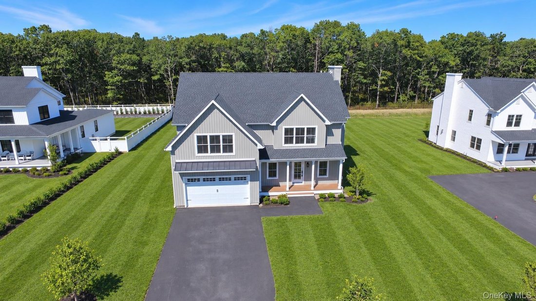 House in Manorville, New York, United States 2 - 19006591