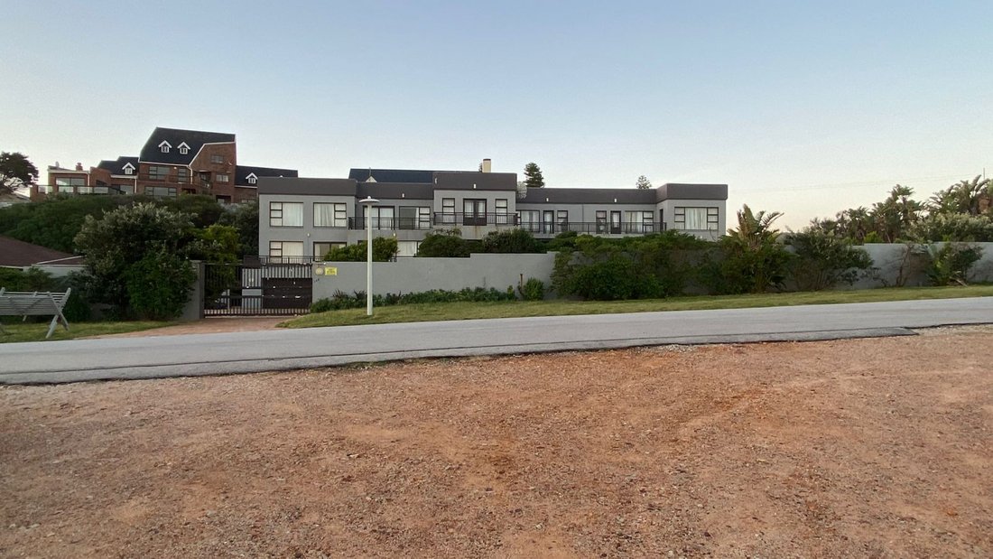 Country House in Nelson Mandela Bay Metropolitan Municipality, Eastern Cape, South Africa 1 - 19006522