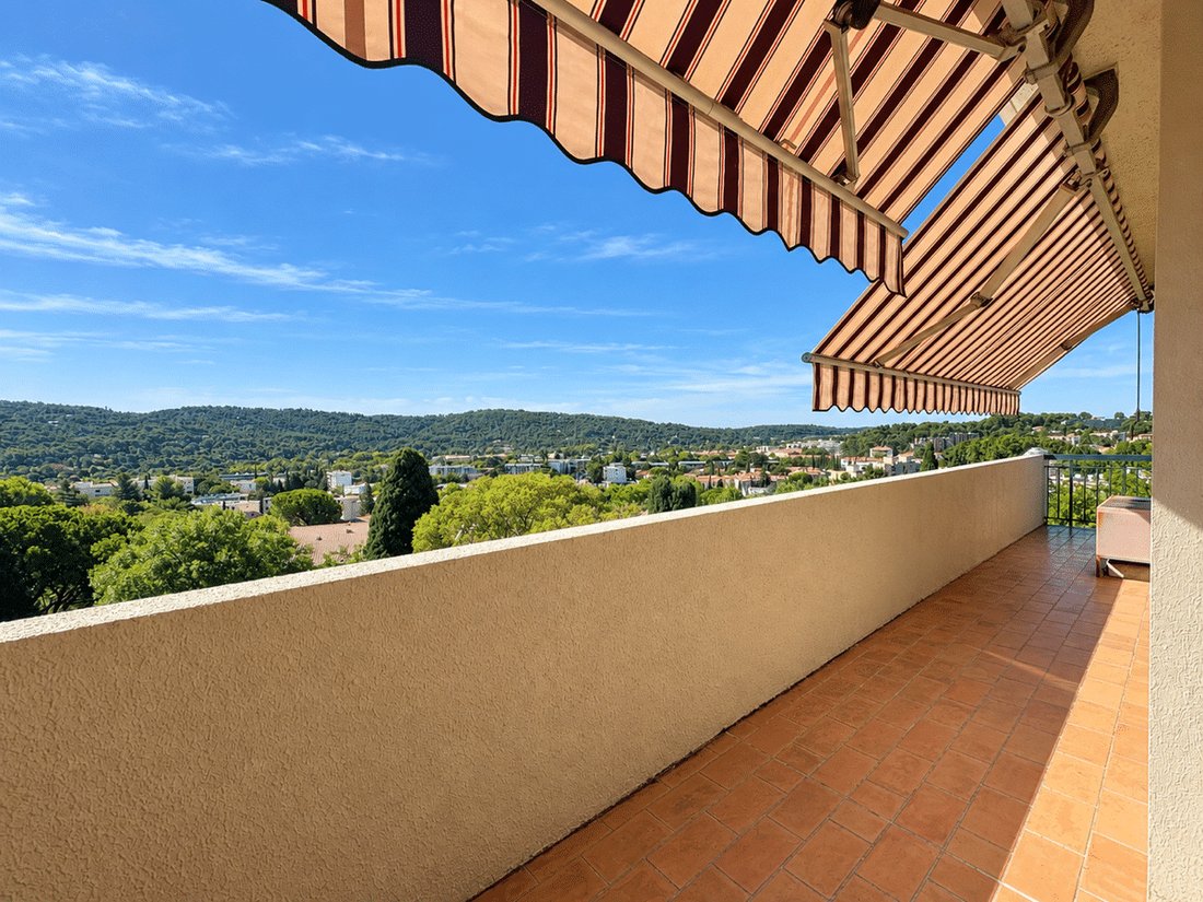 Apartment in Granettes-Jauberte-Sainte Anne, Aix-en-Provence, France 1 - 19007948