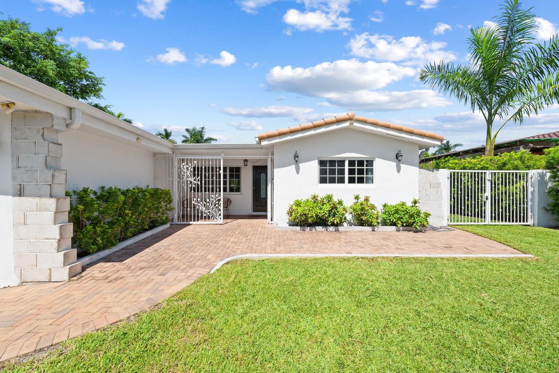 House in Hollywood, Florida, United States 2 - 19003735