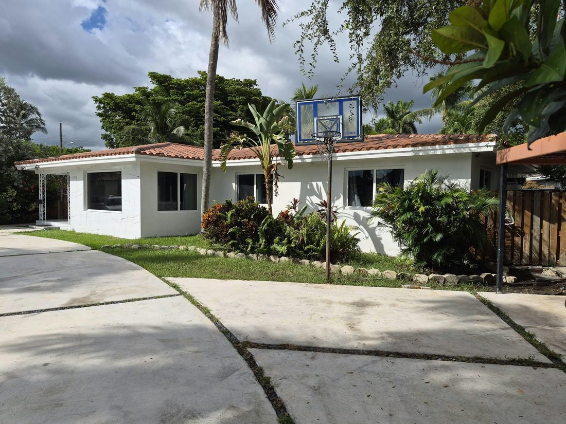 House in Hollywood, Florida, United States 1 - 19000848
