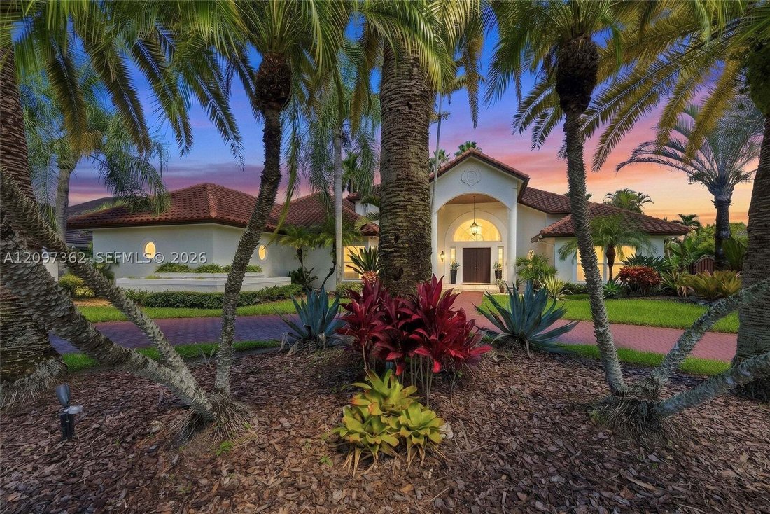 House in Miami, Florida, United States 2 - 19003548