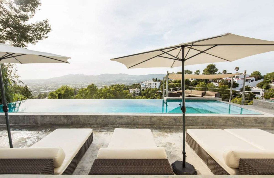 Villa in Can Furnet, Santa Eularia des Riu, Balearic Islands 2 - 19000153