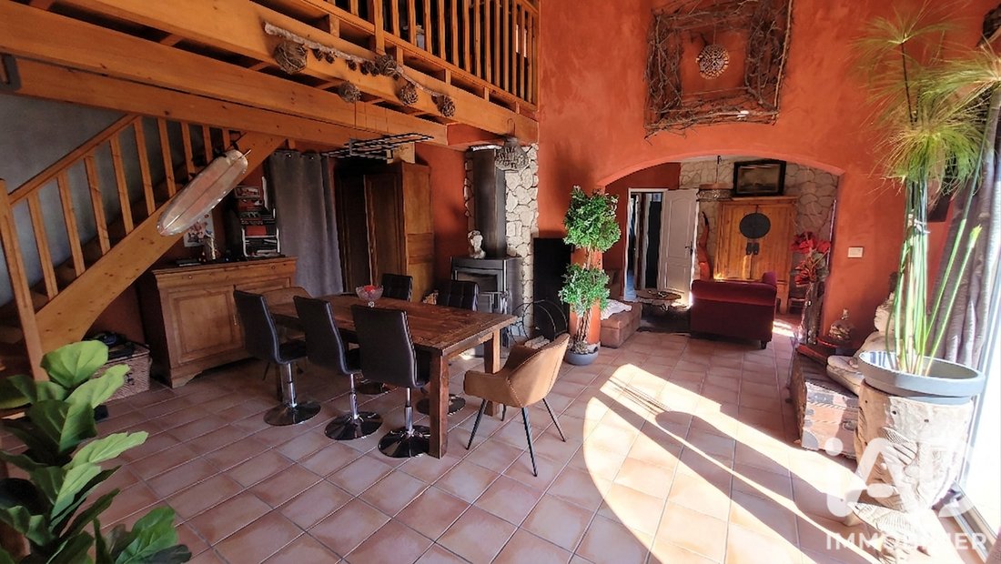 Haus in Maubec, Provence-Alpes-Côte d'Azur, Frankreich 2 - 18479466