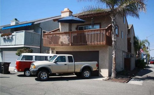 Huntington Beach, California, United States 1