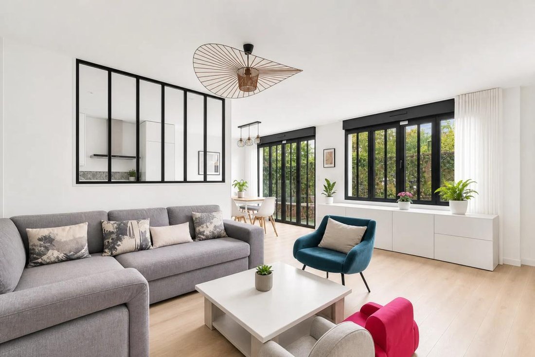Apartment in Buttes Aux Cailles-Glacière, Paris 13e Arrondissement, Paris 2 - 19004912