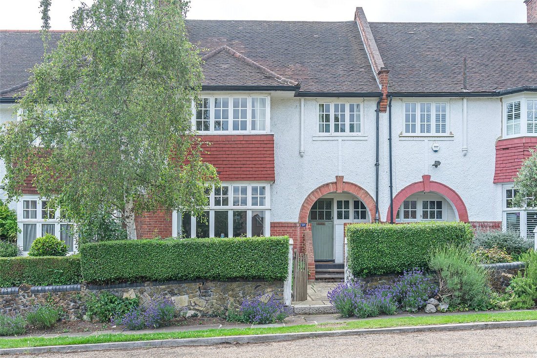 House in Muswell Hill, Haringey, England 1 - 19006967