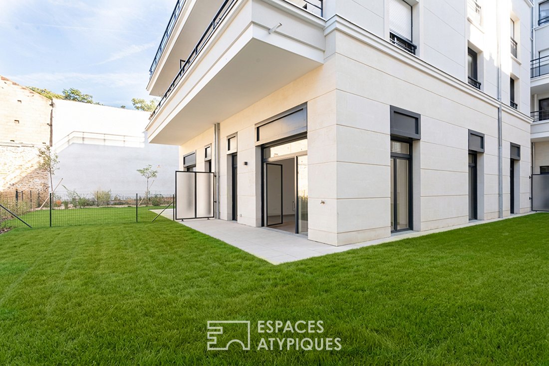 Apartment in Plaine Marcreux Pressensé, Aubervilliers, France 3 - 19005658