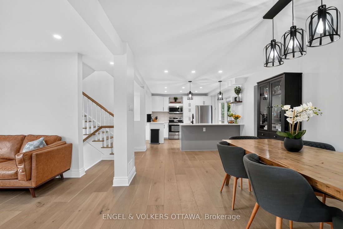 House in Ottawa, Ontario, Canada 4 - 19004713