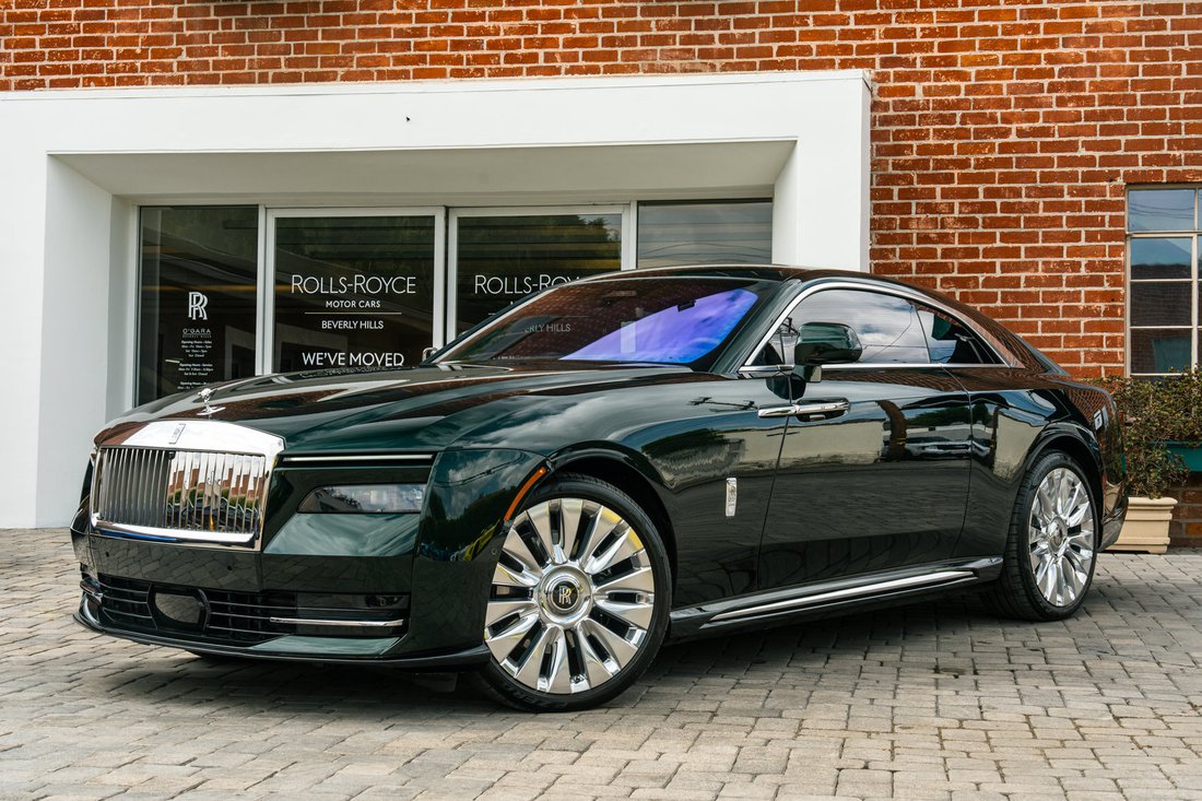 Coupe in Beverly Hills, CA, United States 1 - 19007545