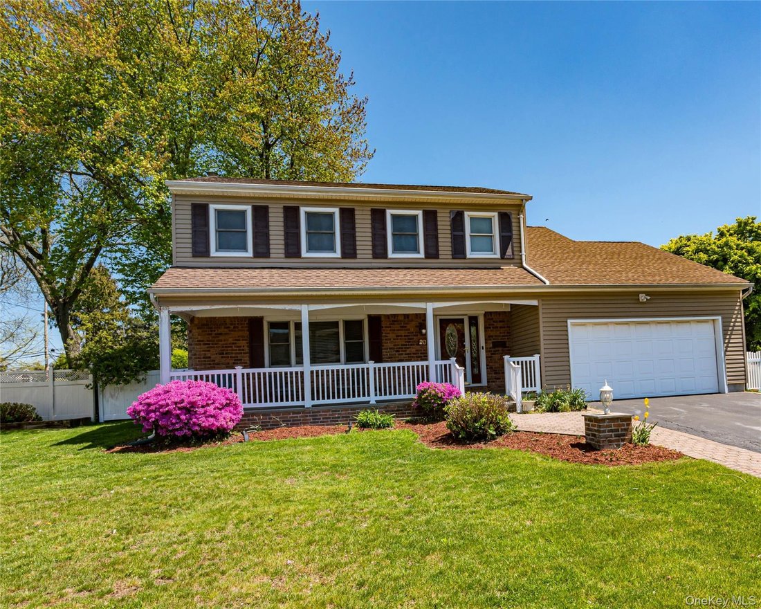 House in Syosset, New York, United States 1 - 19003258