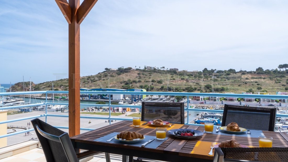 Penthouse in Olhos de Agua, Algarve, Portugal 1 - 19005023