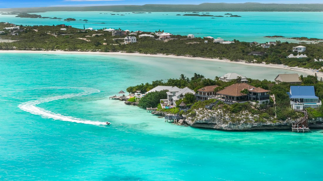 Villa in Wheeland Settlement, Caicos Islands, Turks and Caicos Islands 1 - 16531925