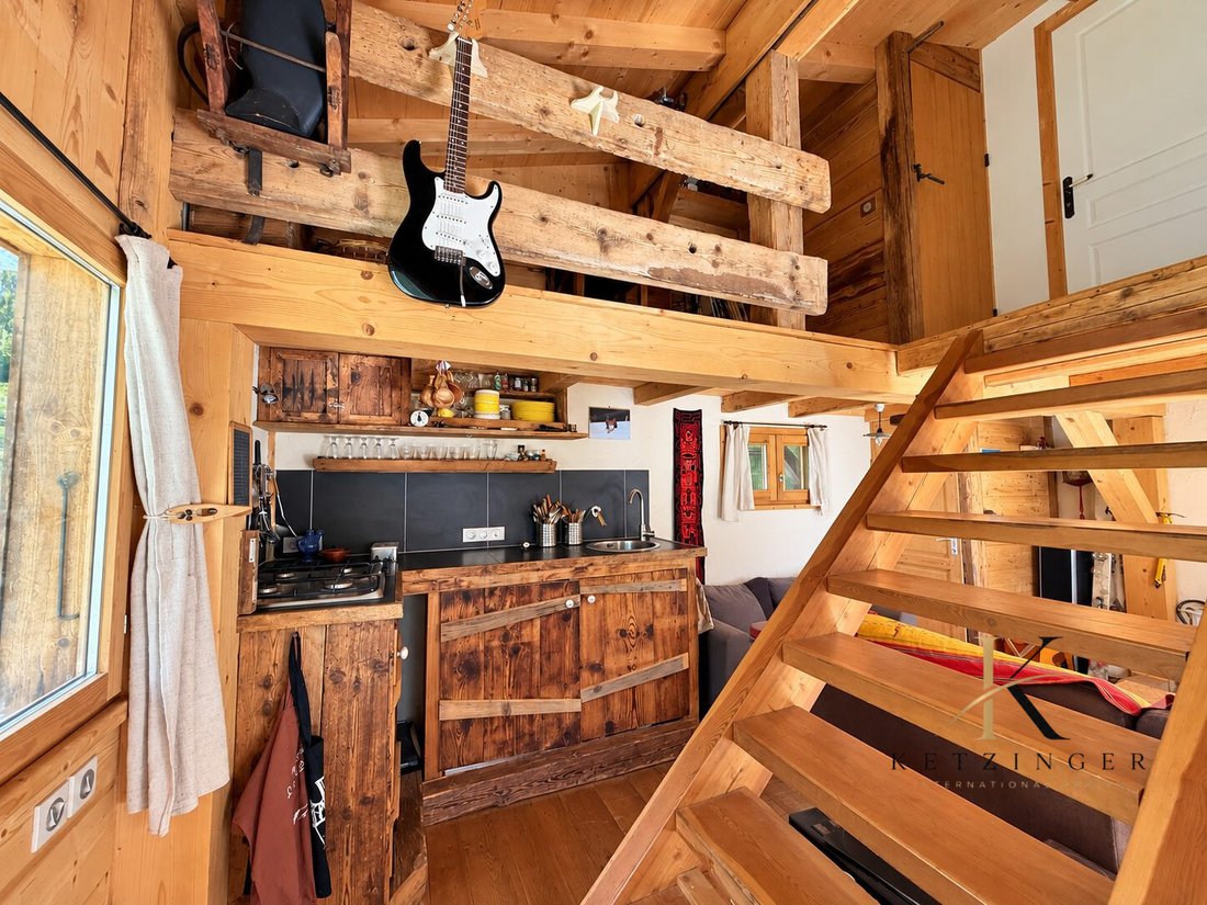 Chalet in Saint-Gervais-les-Bains, Auvergne-Rhône-Alpes, France 4 - 19006271