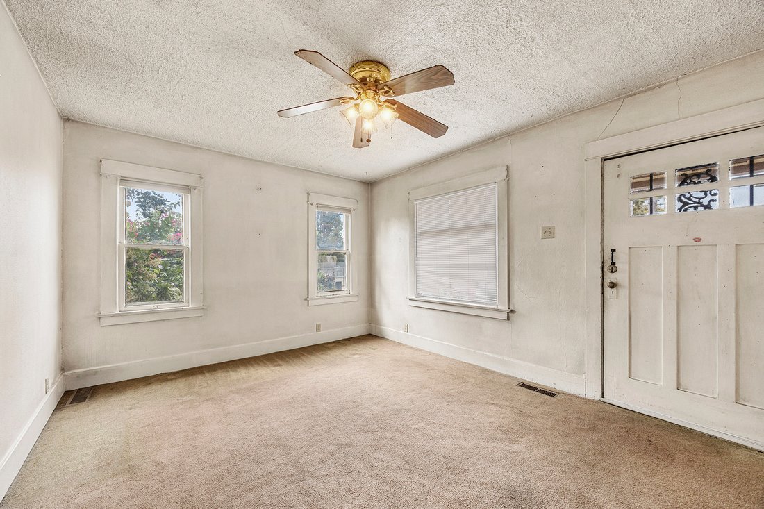House in Signal Hill, California, United States 4 - 19002566