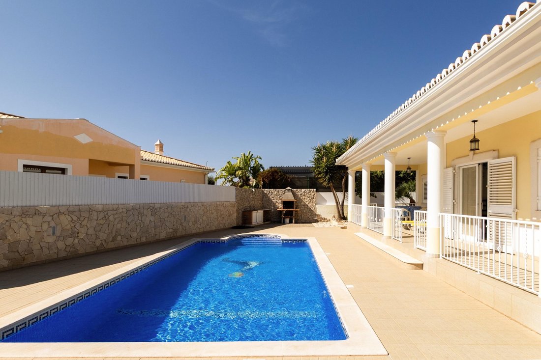 House in Alvor, Algarve, Portugal 2 - 19007615