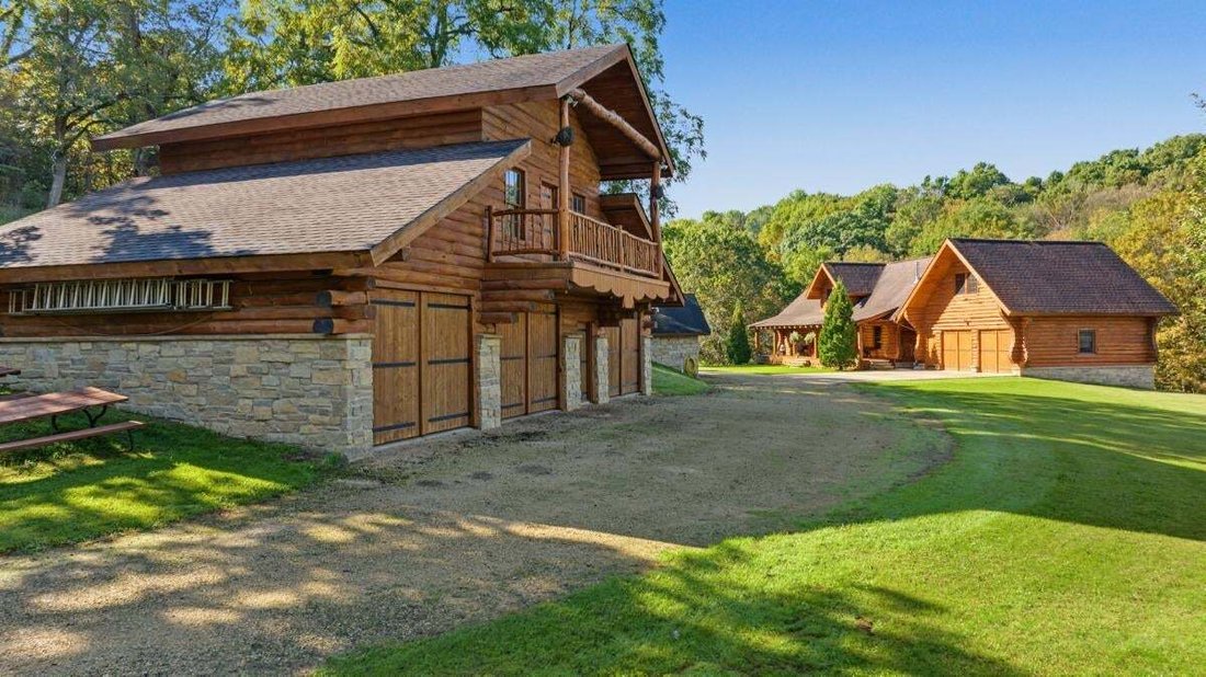House in Prairie du Chien, Wisconsin, United States 3 - 19002812