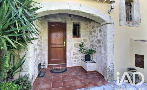 House in Les Freres-Les Cancades-Les Ginestes, Le Beausset, France 1