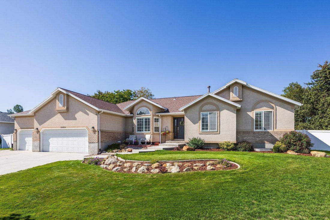 House in South Jordan, Utah, United States 1 - 19002524