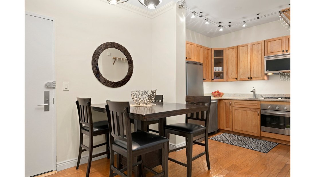 Co Op in New York, New York, United States 3 - 18366976