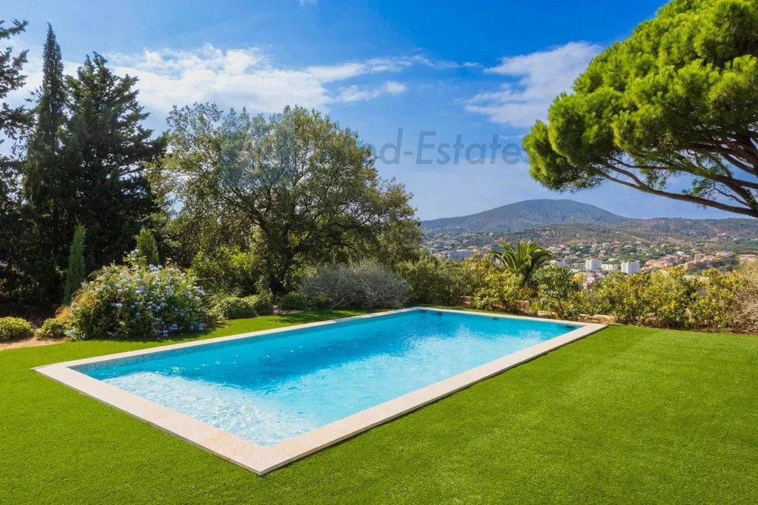 Villa in Ville-Les Saquedes-Le Bouillonnet, Sainte-Maxime, France 2 - 19001119