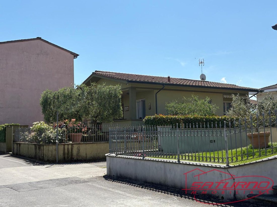 Villa in Sant'Anna, Lucca, Italy 1 - 19003978