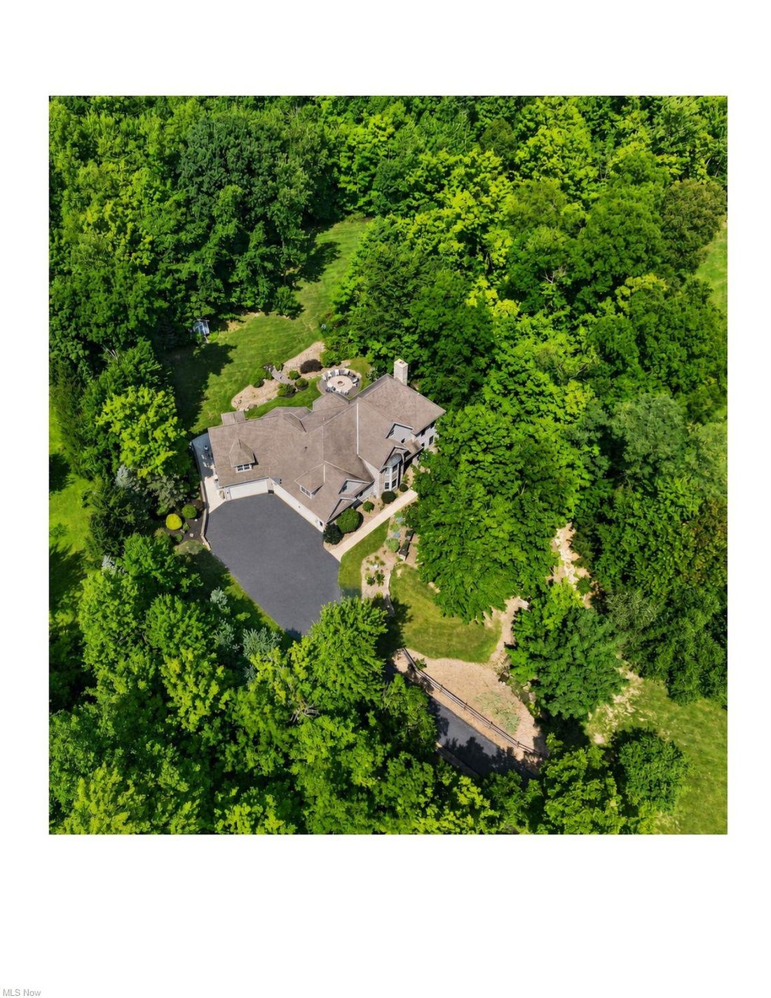 Casa a Chardon, Ohio, Stati Uniti 3 - 18746088