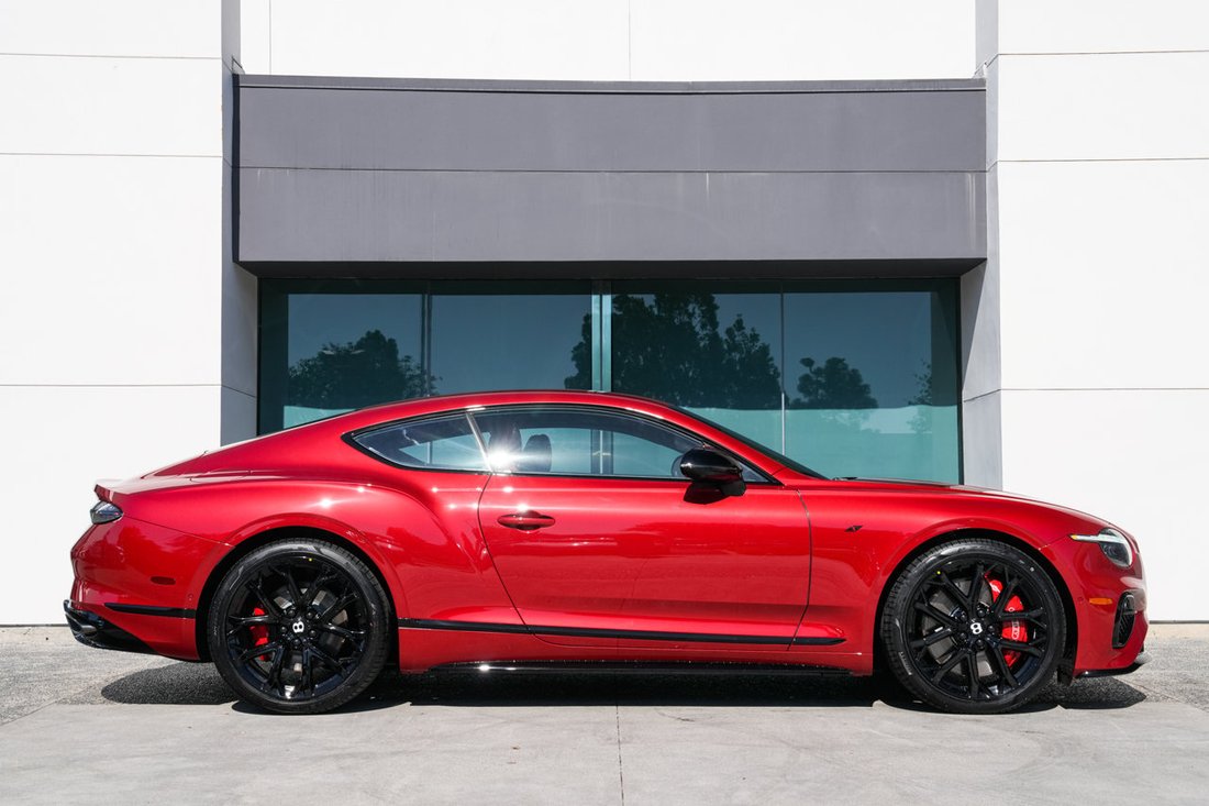 Coupe in Thousand Oaks, CA, United States 5 - 19007456