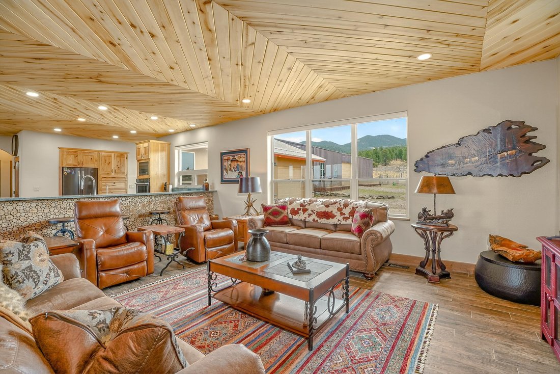House in Angel Fire, New Mexico, United States 5 - 19002619
