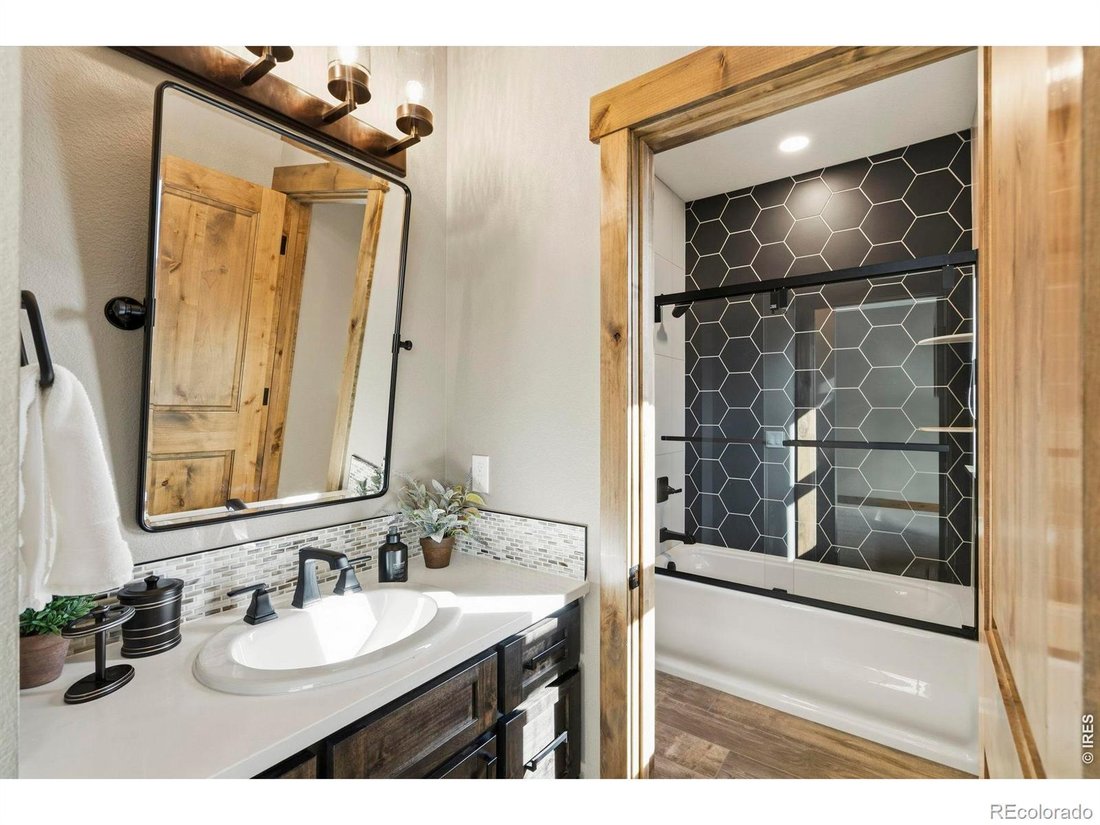 House in Berthoud, Colorado, United States 1 - 19003207