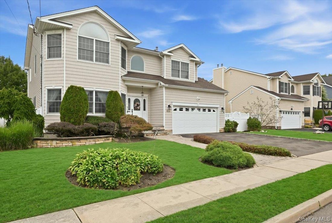 House in Massapequa Park, New York, United States 2 - 19003282