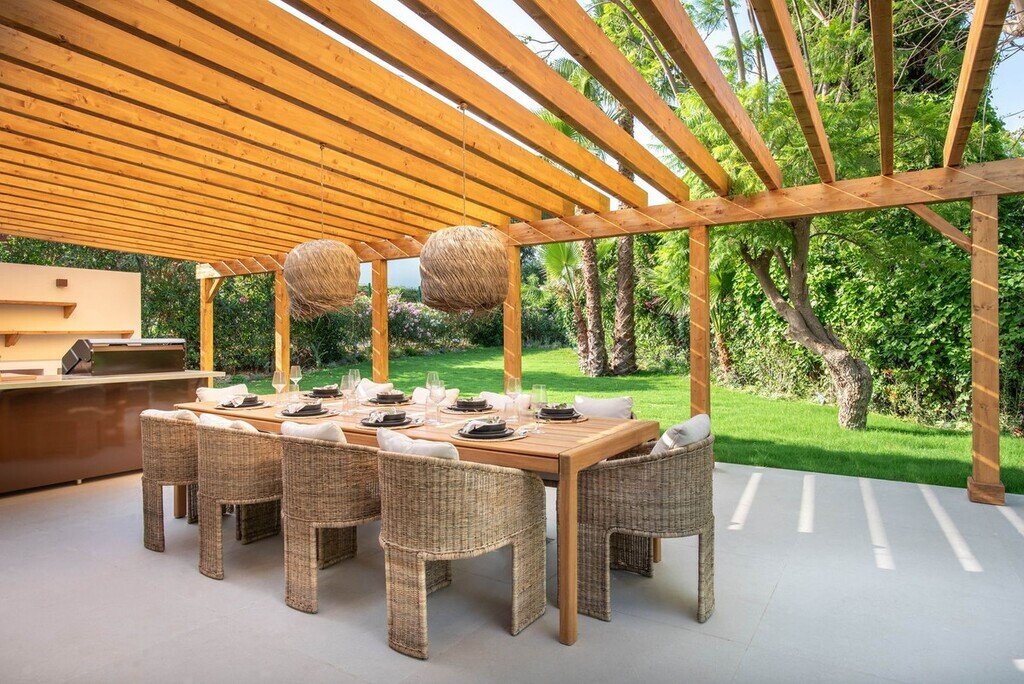 Villa in Guadalmina Alta, San Pedro de Alcantara, Spain 4 - 19004372