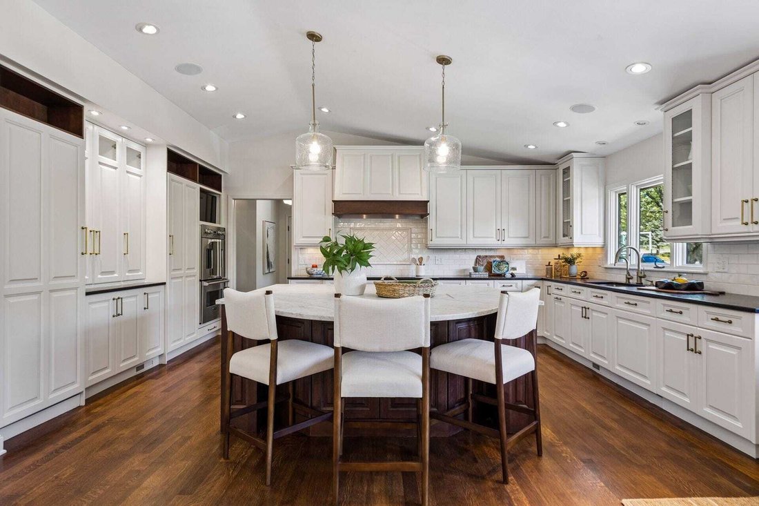House in Edina, Minnesota, United States 4 - 19006204