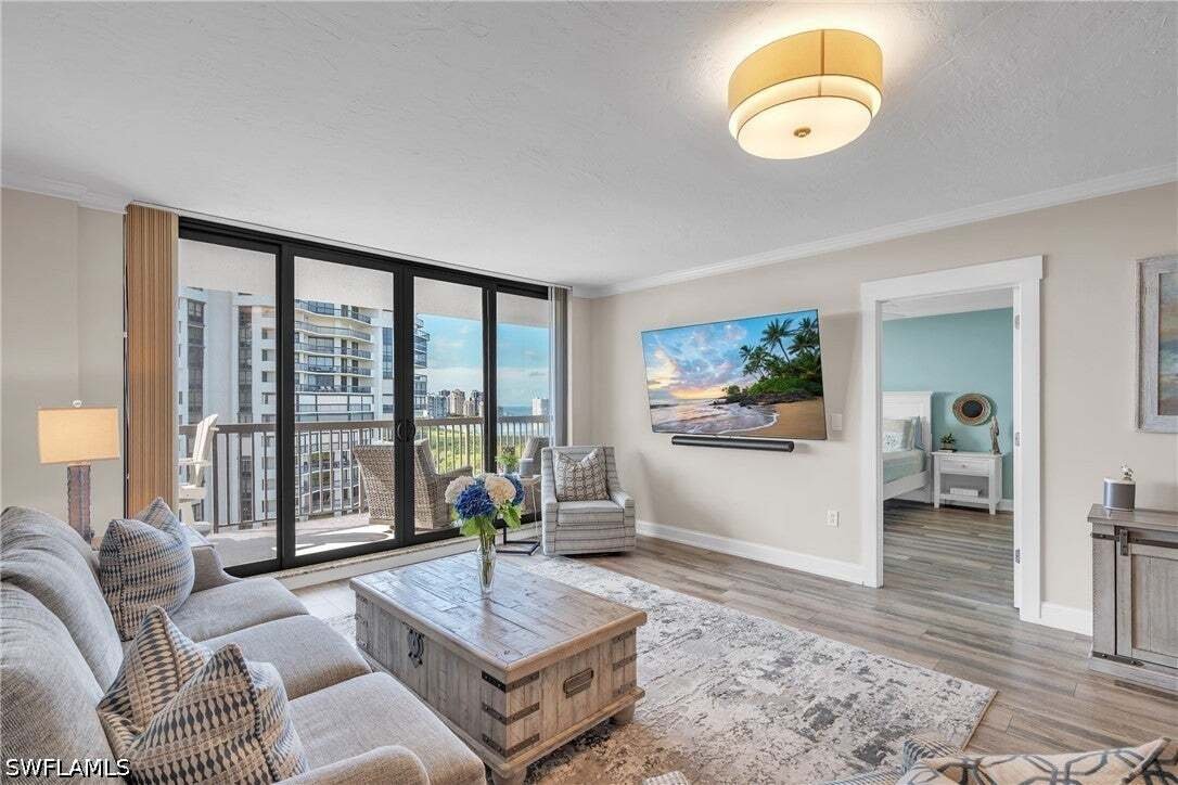 Condo in Naples, Florida, United States 3 - 19006423
