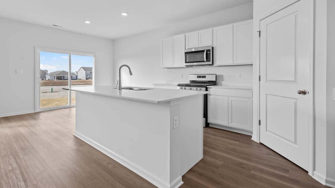 House in Aurora, Illinois, United States 5 - 19000760