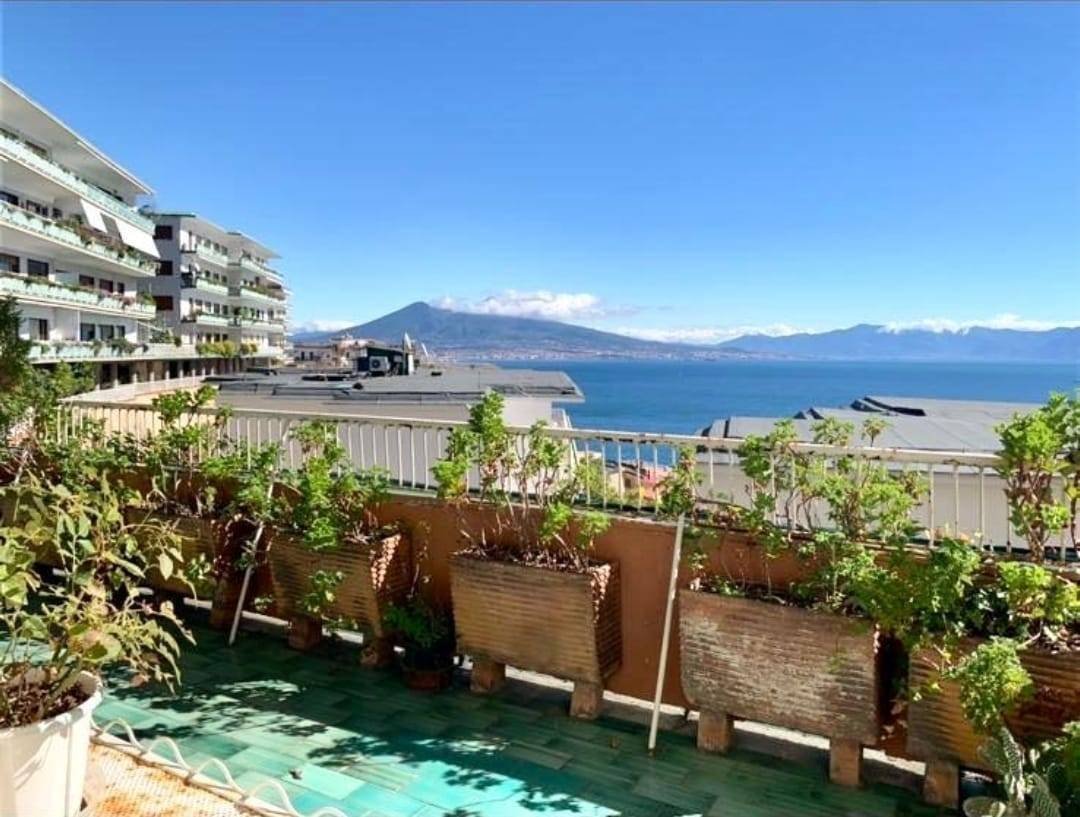 Apartment in Posillipo, Naples, Campania 3 - 19006013