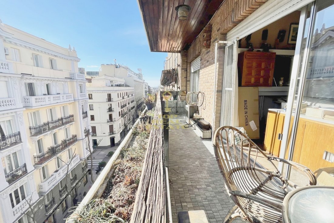 Wohnung in Retiro, Madrid, Spanien 1 - 19004473