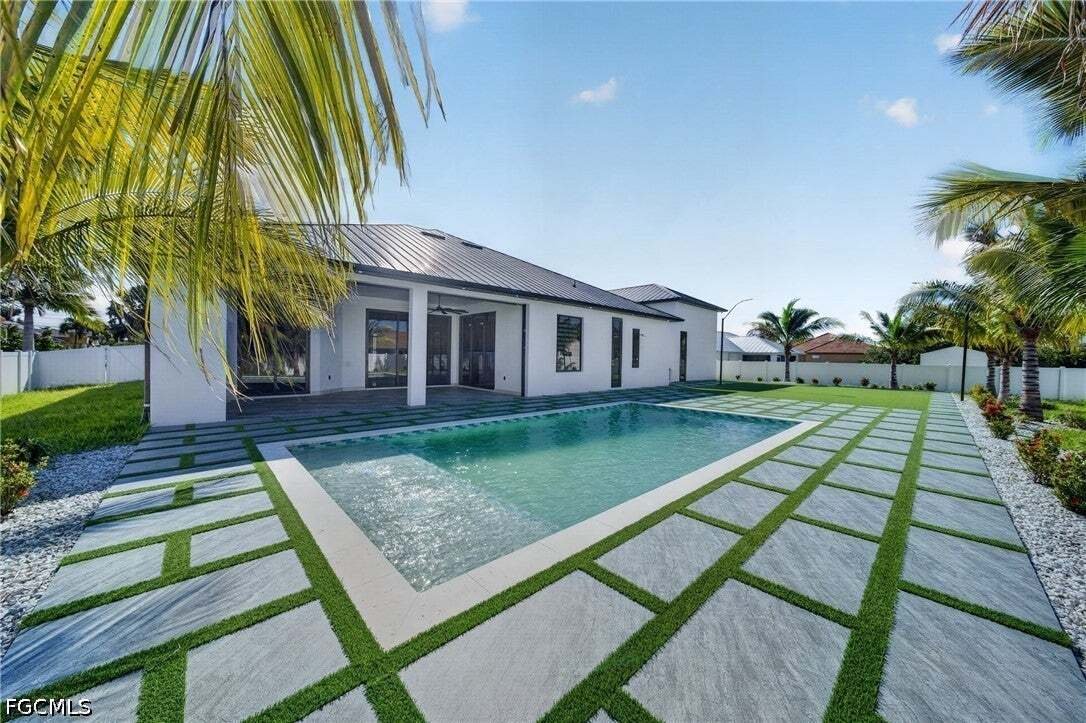 House in Cape Coral, Florida, United States 2 - 19006426