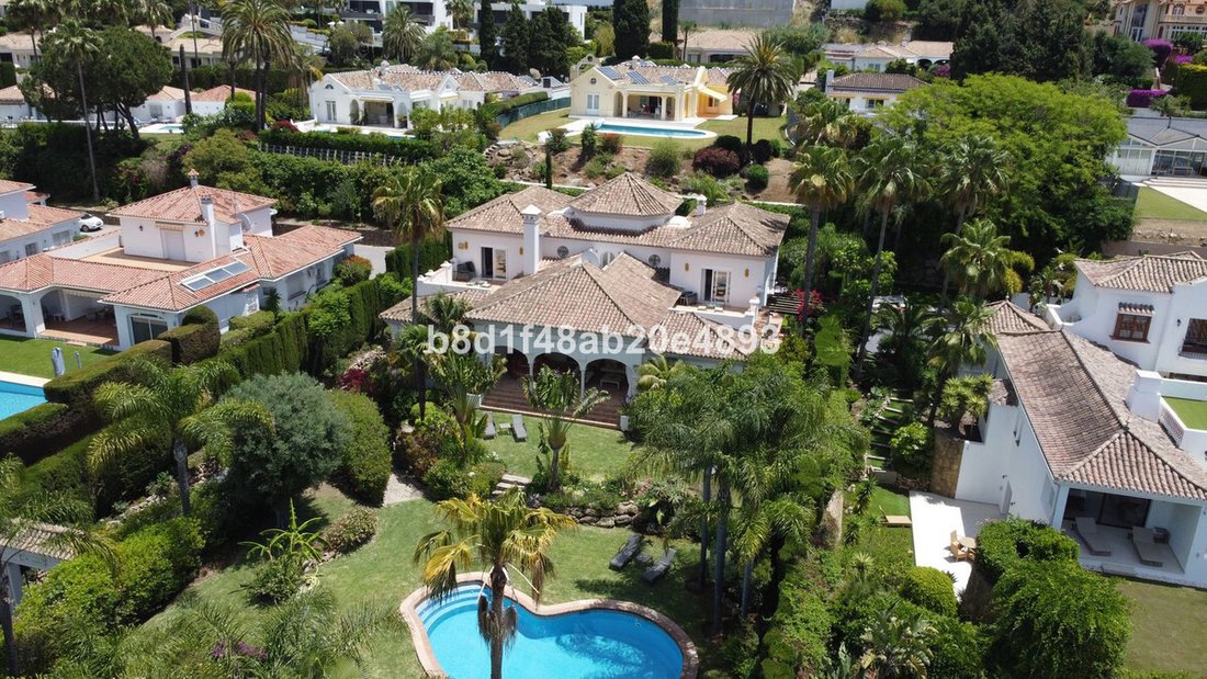 Villa in Estepona, Andalusia, Spain 1 - 18105068