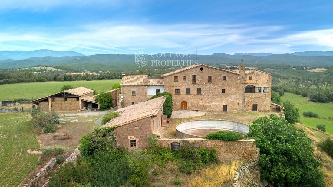 Country House in la Coma i la Pedra, Catalonia, Spain 4 - 18352987