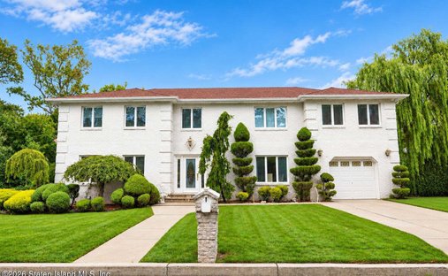 House in New York, New York, United States 1