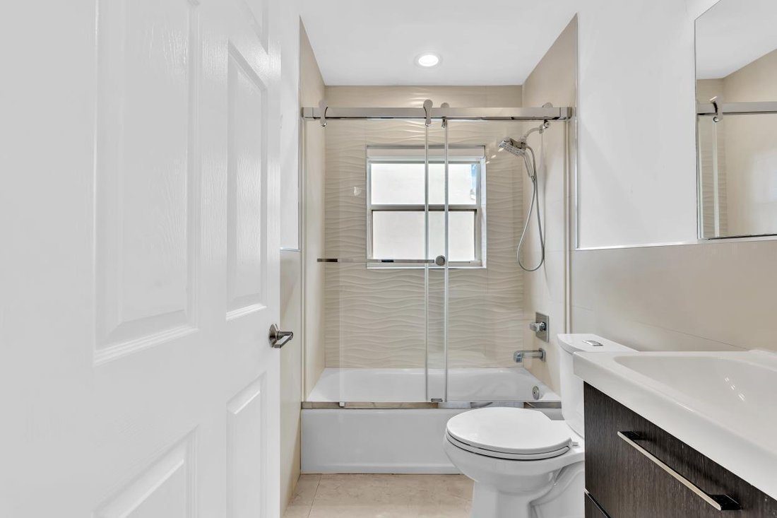 House in Hollywood, Florida, United States 5 - 19000843