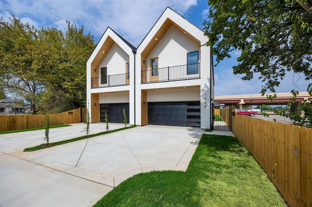 Dallas, Texas, United States 2 - 19005047