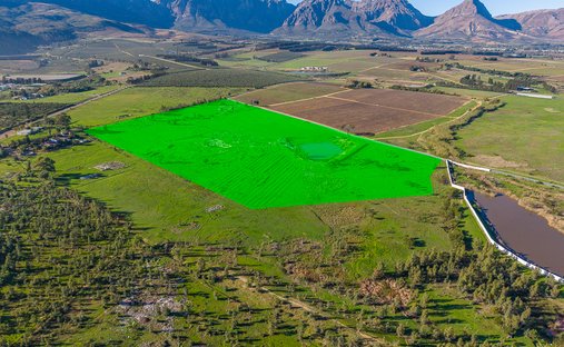 Land in Drakenstein Local Municipality, Western Cape, South Africa 1