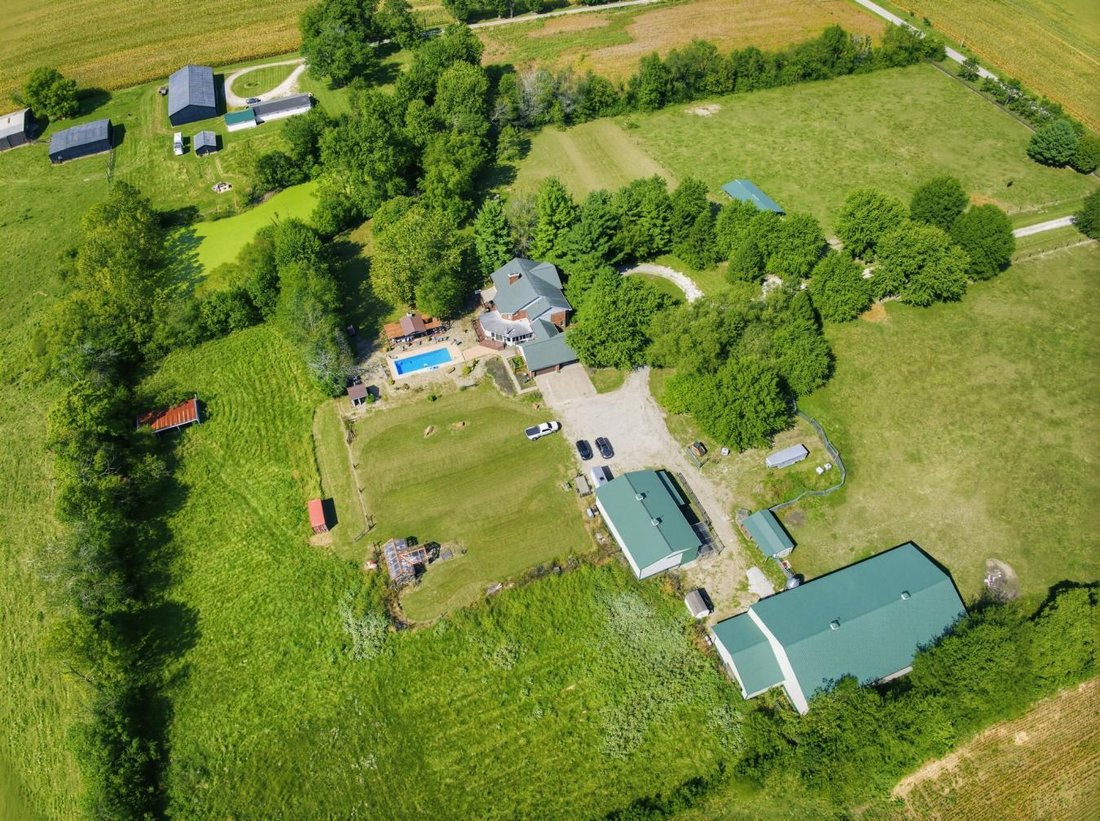 House in Terre Haute, Indiana, United States 4 - 19007327