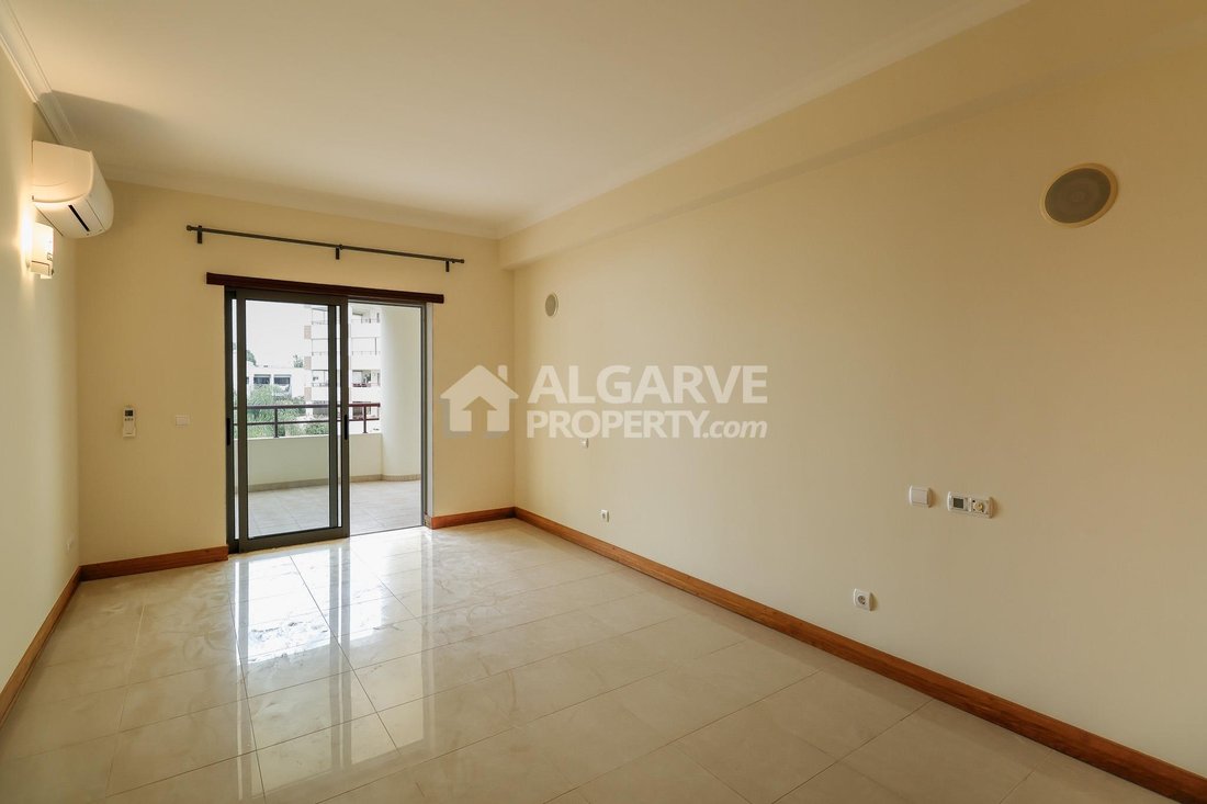 Apartment in Vilamoura, Quarteira, Algarve 5 - 19004814