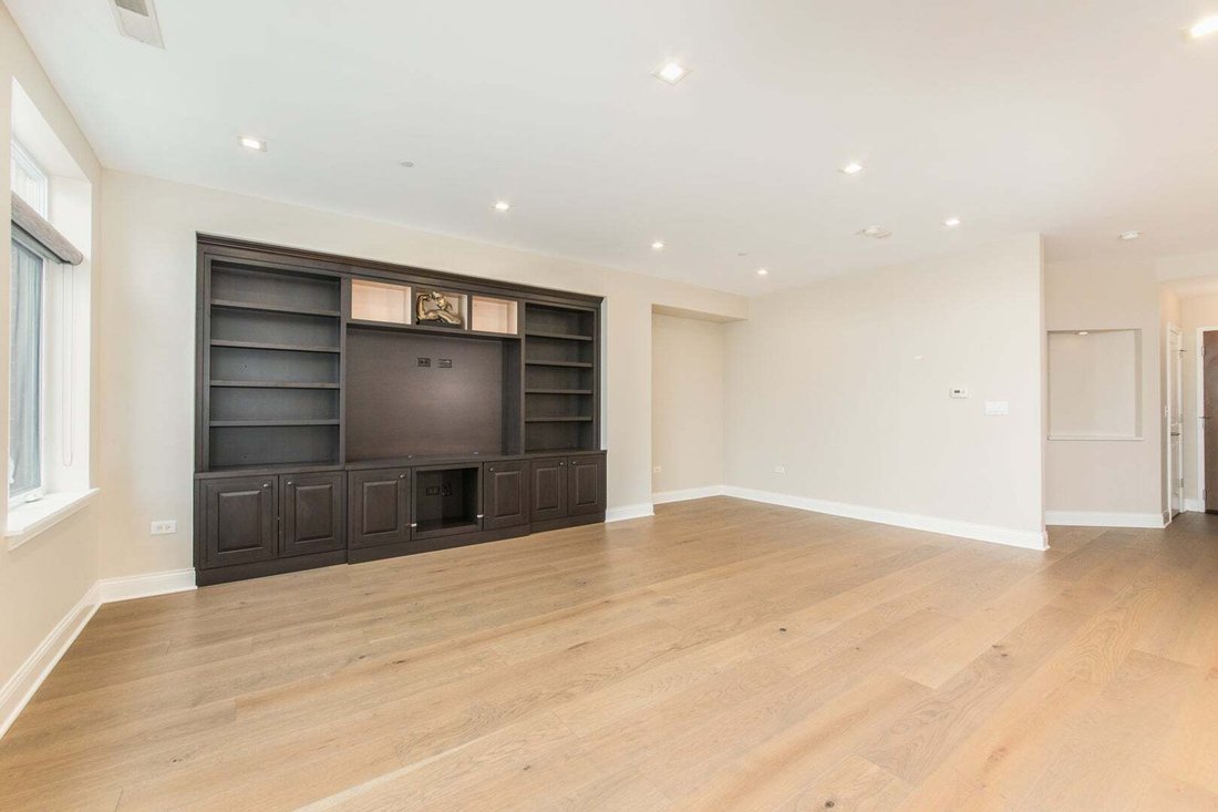 Condo in Park Ridge, Illinois, United States 4 - 19004046