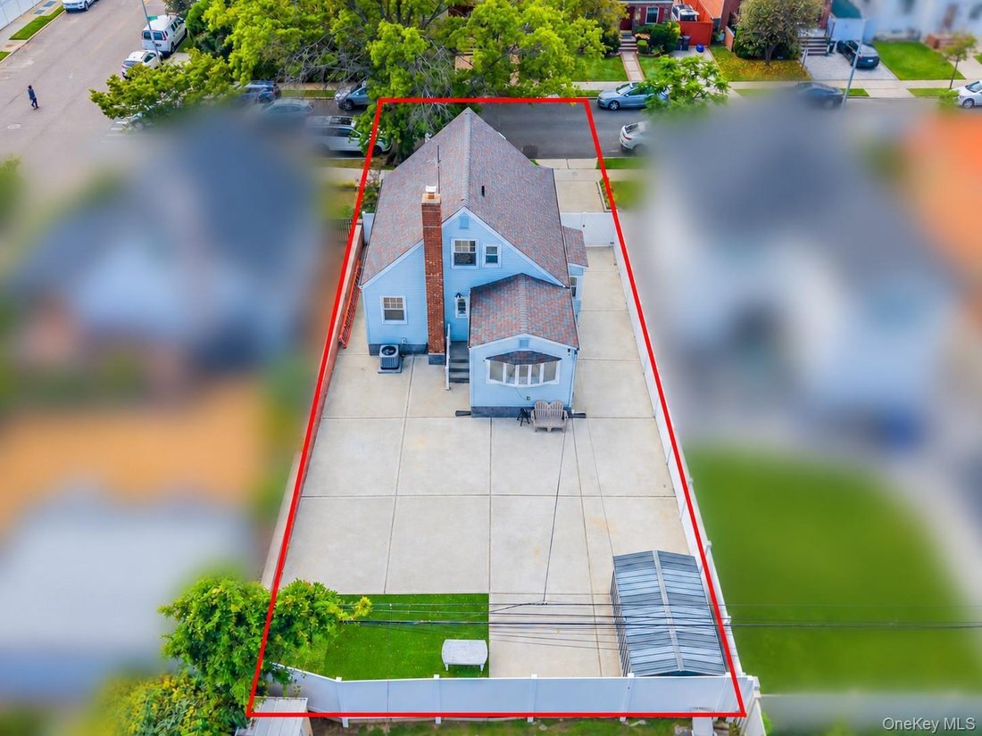 House in New York, New York, United States 1 - 19003264
